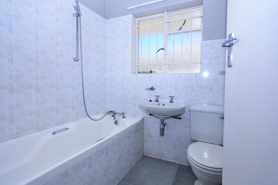 To Let 1 Bedroom Property for Rent in Sea Point Western Cape